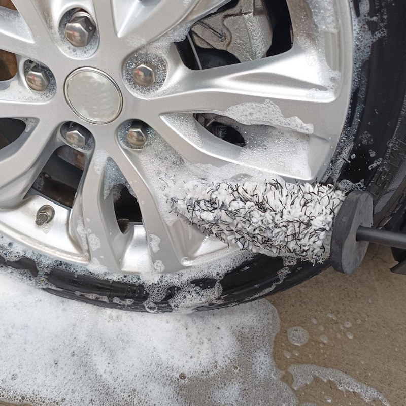 Scratch-Free Microfiber Wheel Brush