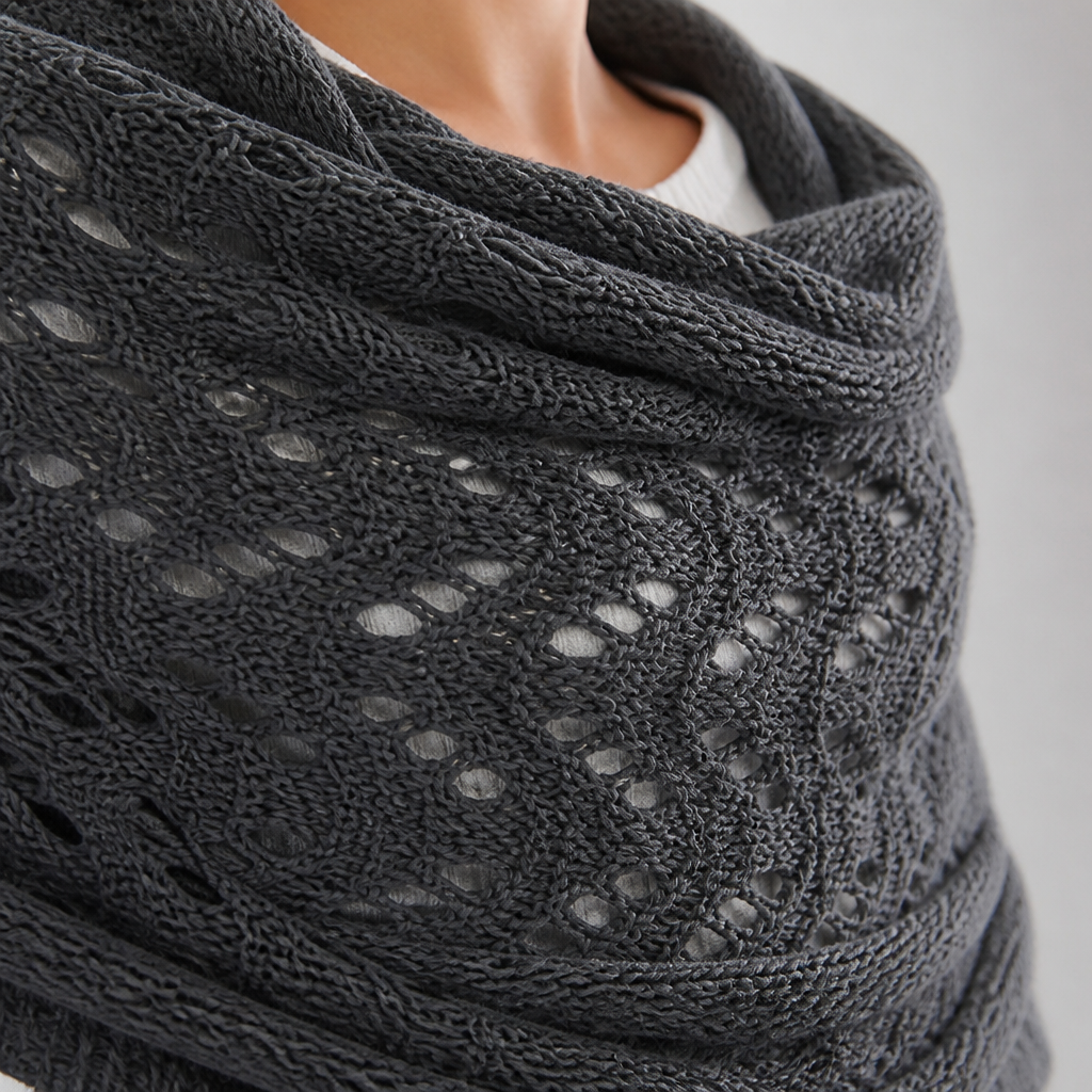 VelouraSilk™ — Wrap Yourself in Feather-Light Warmth and Effortless Elegance