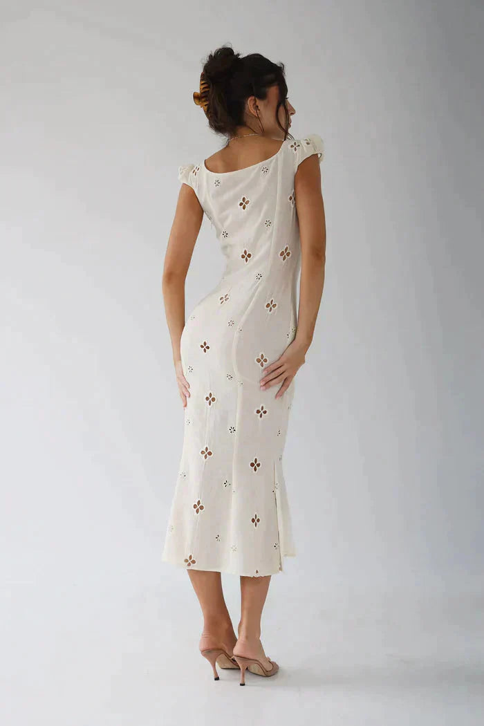 SolaraLuxe™ — Breeze Through Summer in Effortless Elegance and Unstoppable Confidence