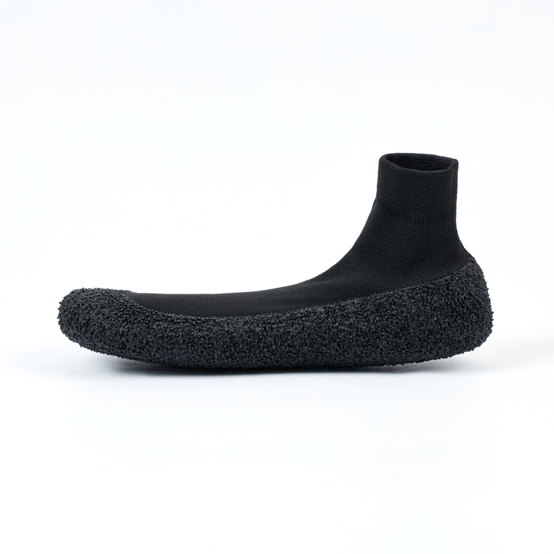 Experience Unrestricted Movement and Pain-Free Toes with Every Step