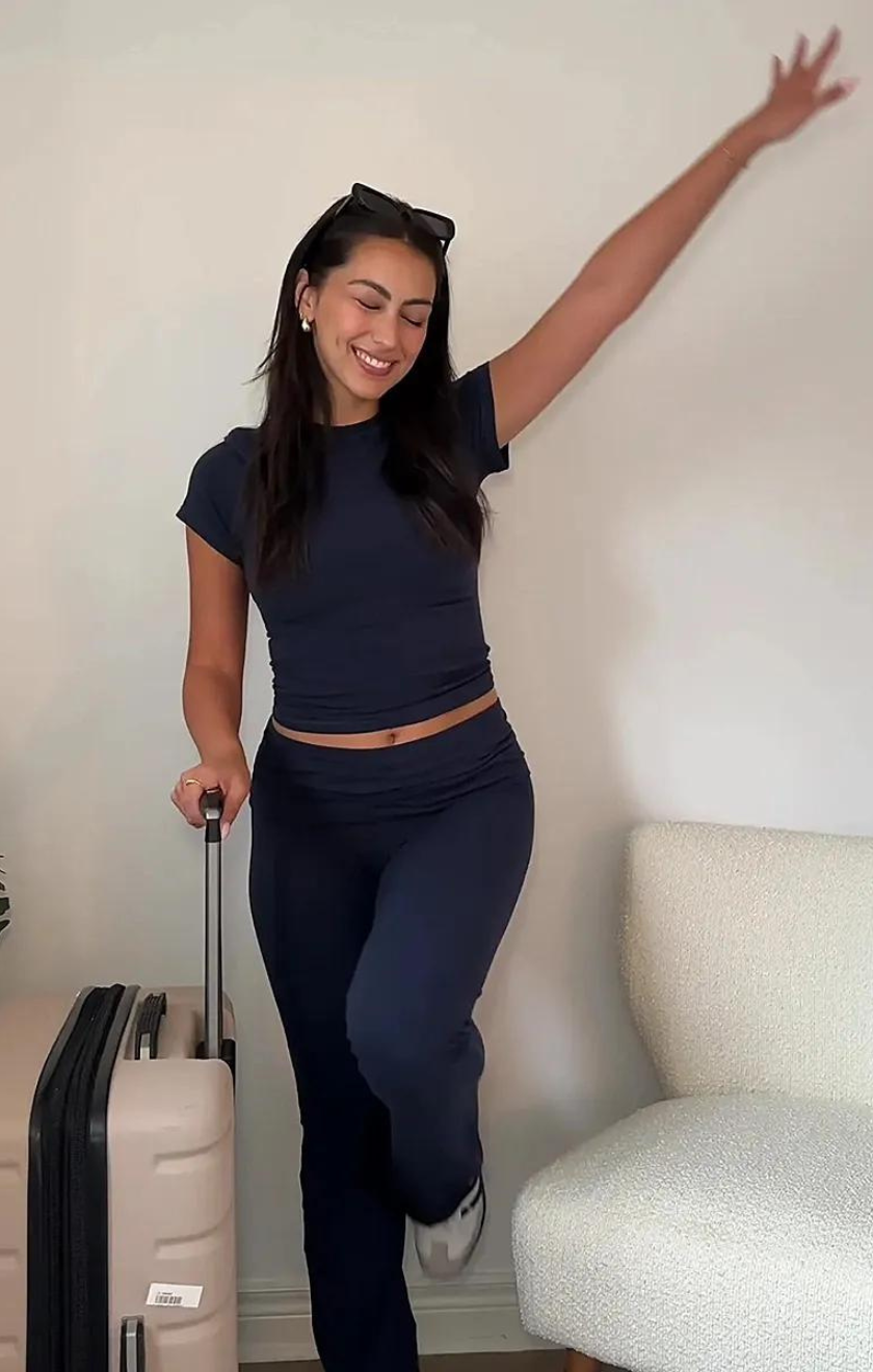 SolaraEase™ — Wrap Yourself in Feather-Light Comfort That Moves With You