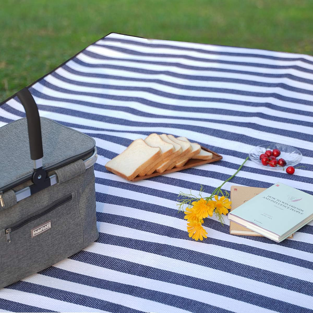 Cozy Waterproof Comfort Wrap for On-the-Go Snuggles