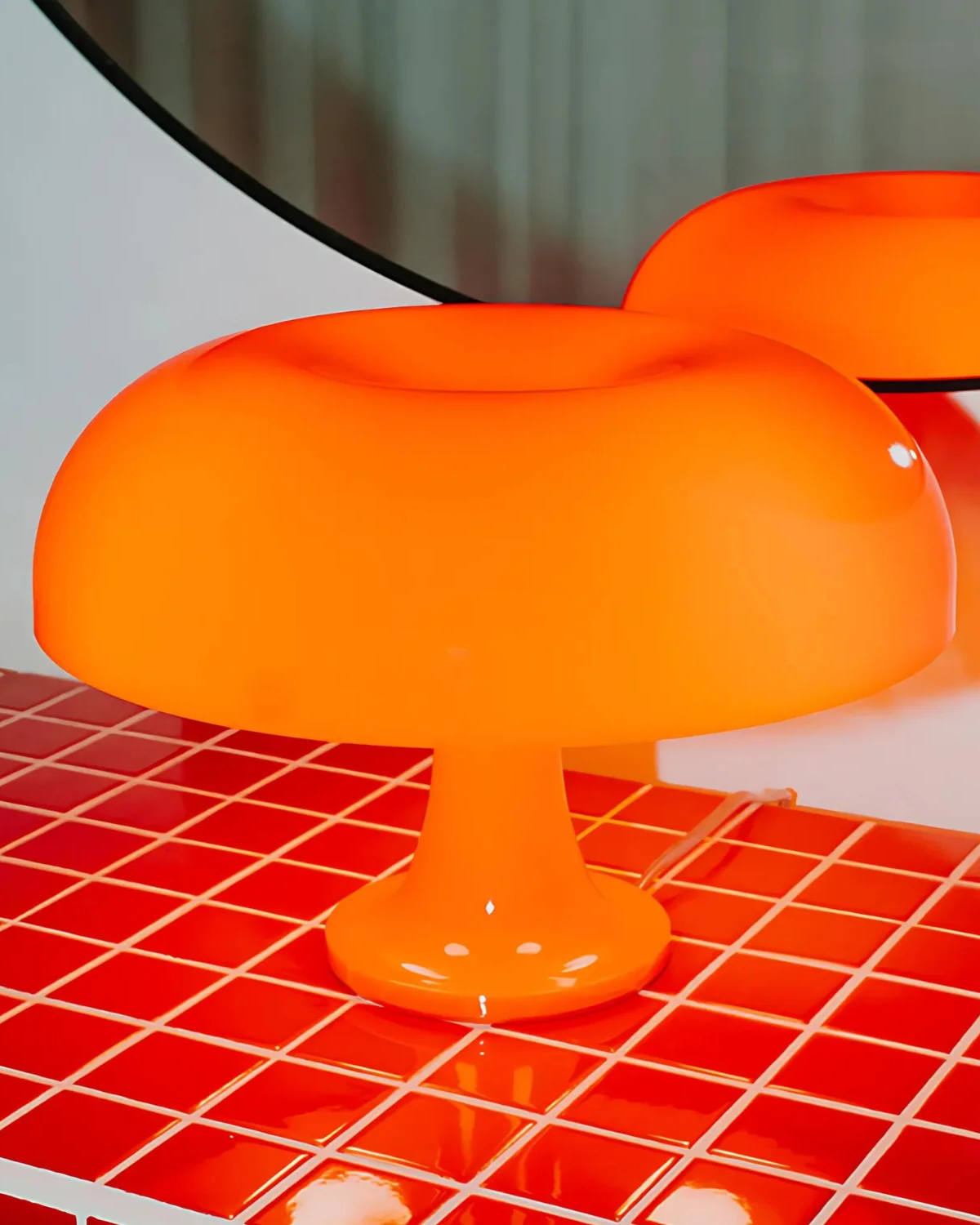 Bauhaus Desk Lamp Vintage Dome – Gentle Illumination in Classic Style