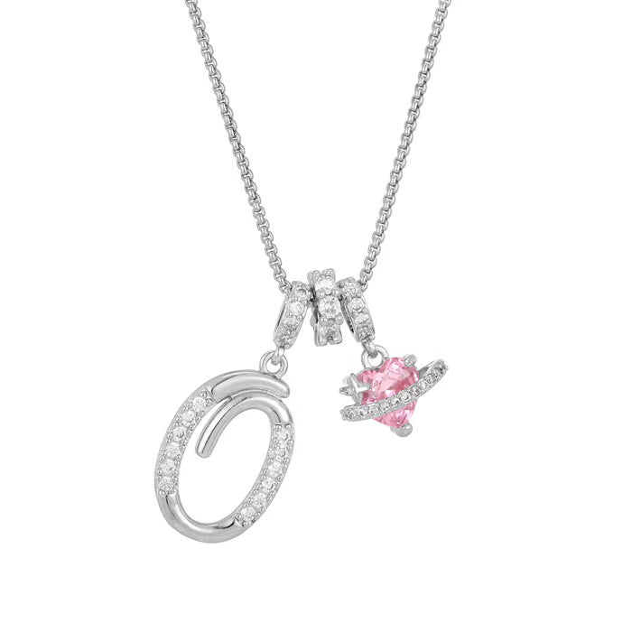 Personalized Initial Necklace – Add Style and Confidence