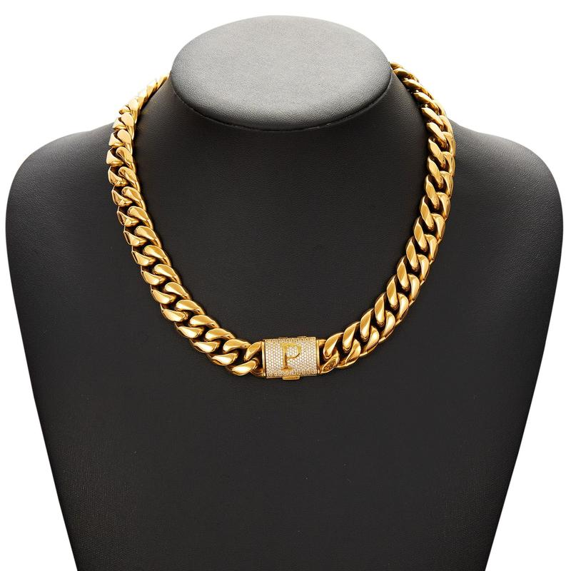 Statement Necklace – Express Your Style with Timeless Elegance