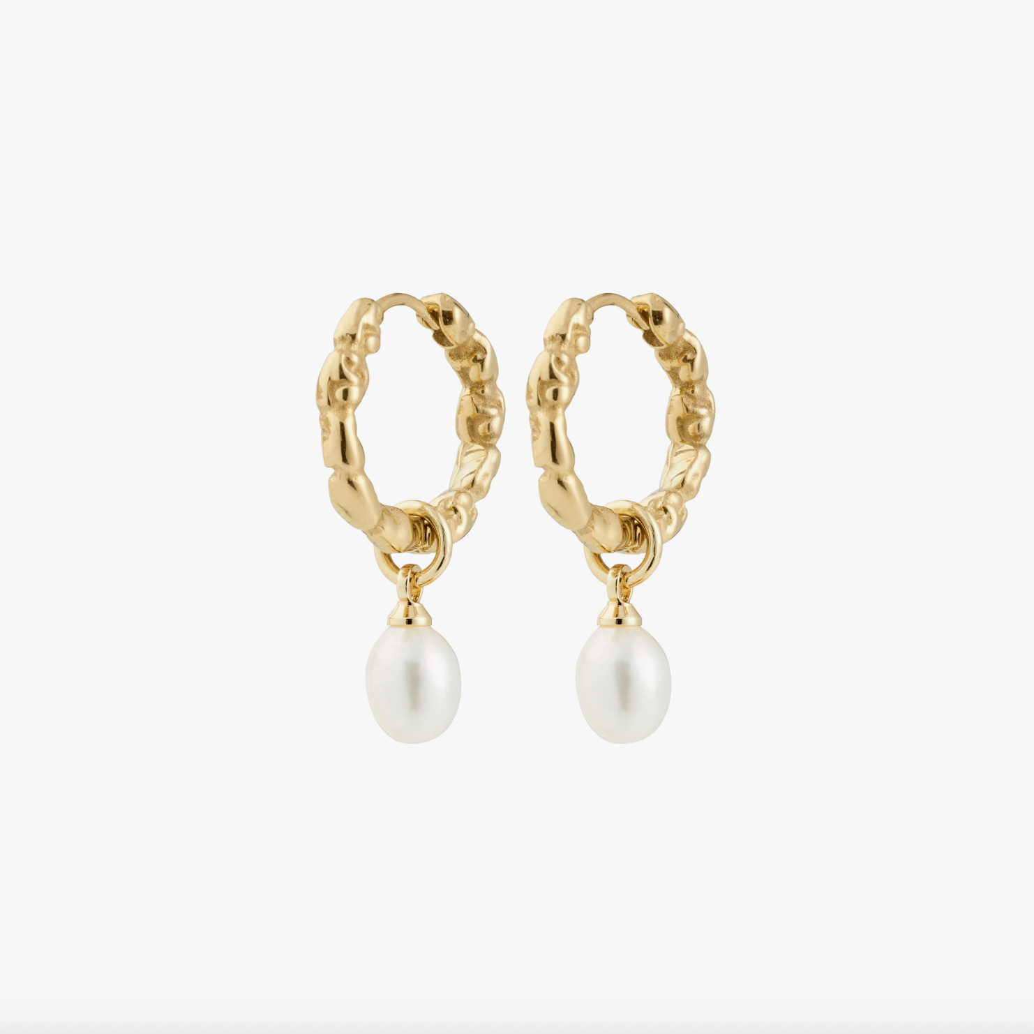Gold Hoop Earrings – Transform Any Outfit into a Radiant Style Statement
