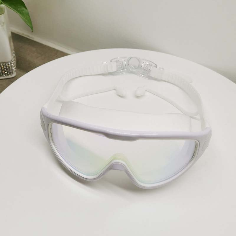 Experience Unrestricted Freedom with Crystal Clear Underwater Vision