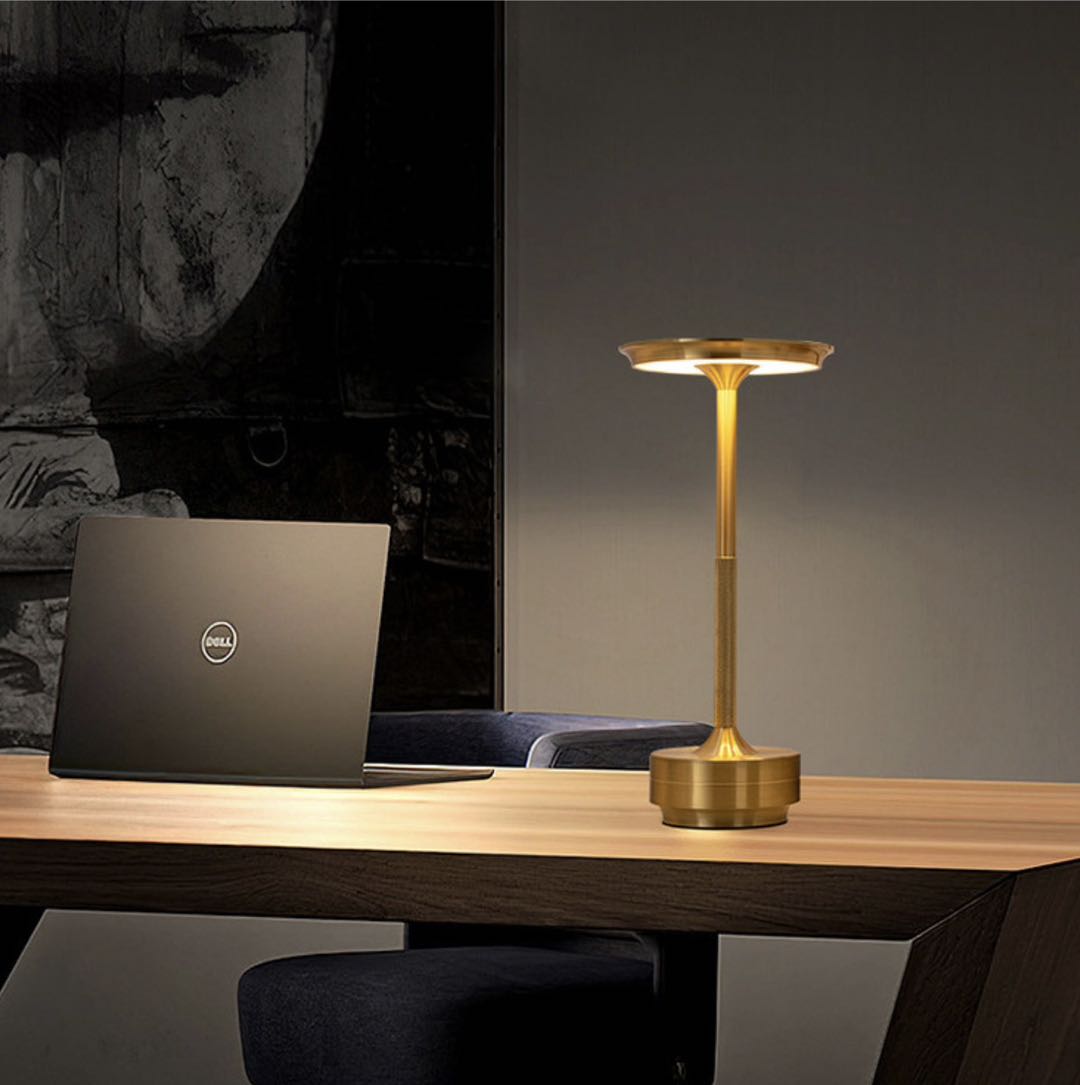 Wireless LED Desk Lamp with Touch Dimmer – Aluminum, IP44