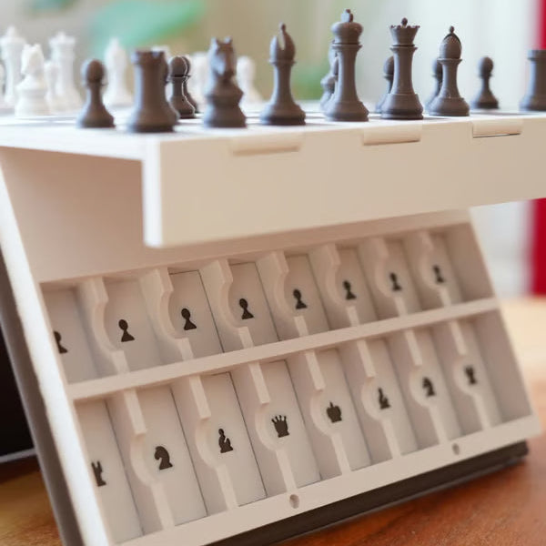 Strategic Chess Organizer - Enjoy Calm Gameplay Anytime, Anywhere