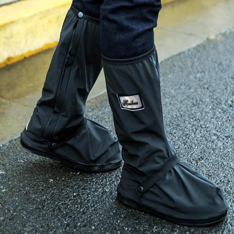 Waterproof Shoe Covers - Secure Grip for Dry Feet and Full Mobility