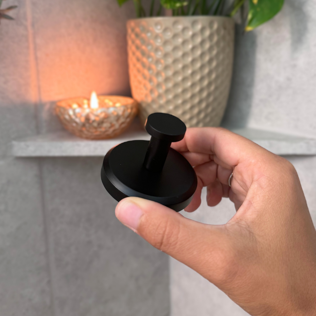 Invisible Power Hooks for Secure Hold – WallGrip Max (Set of 3)