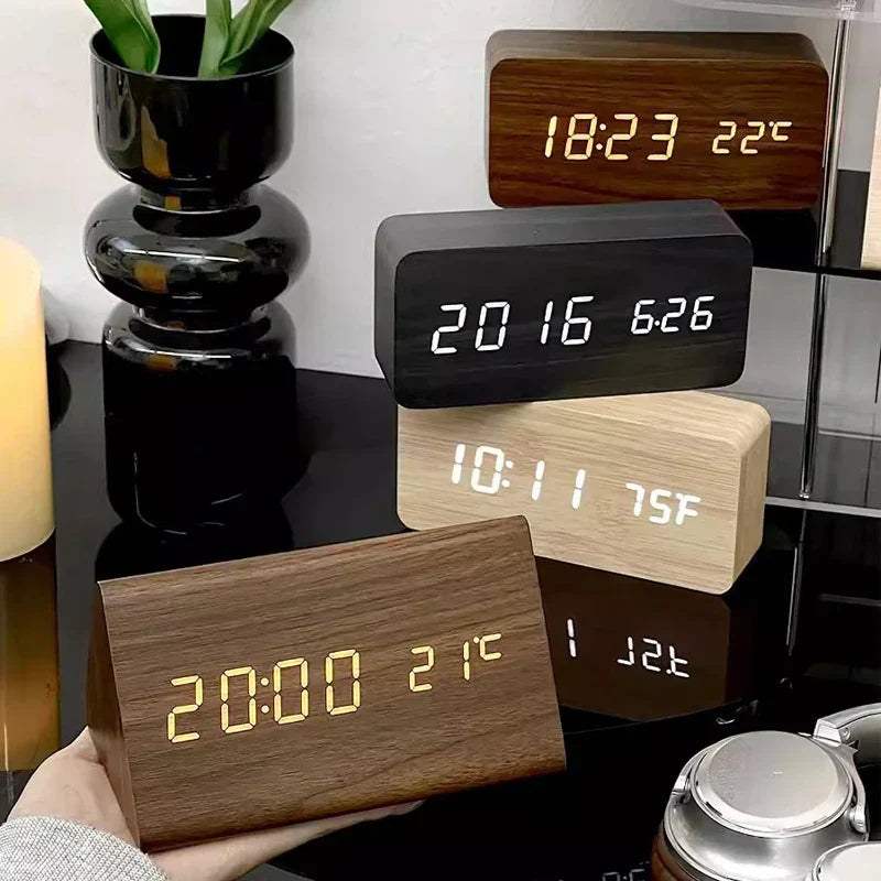 Voice-Controlled LED Clock – Sleek Design for Minimalist Spaces