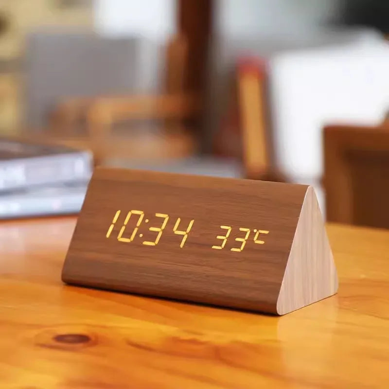 Voice-Controlled LED Clock – Sleek Design for Minimalist Spaces