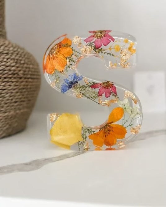 LumaBloom™ — Illuminate Your Space with Personalized Floral Serenity