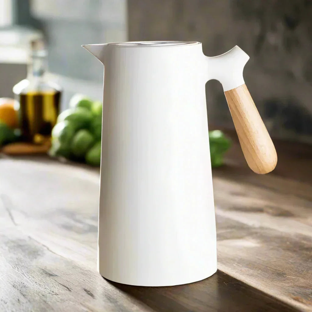 Stylish Reusable Bottle – Insulated Thermal Flask for Hot & Cold Beverages