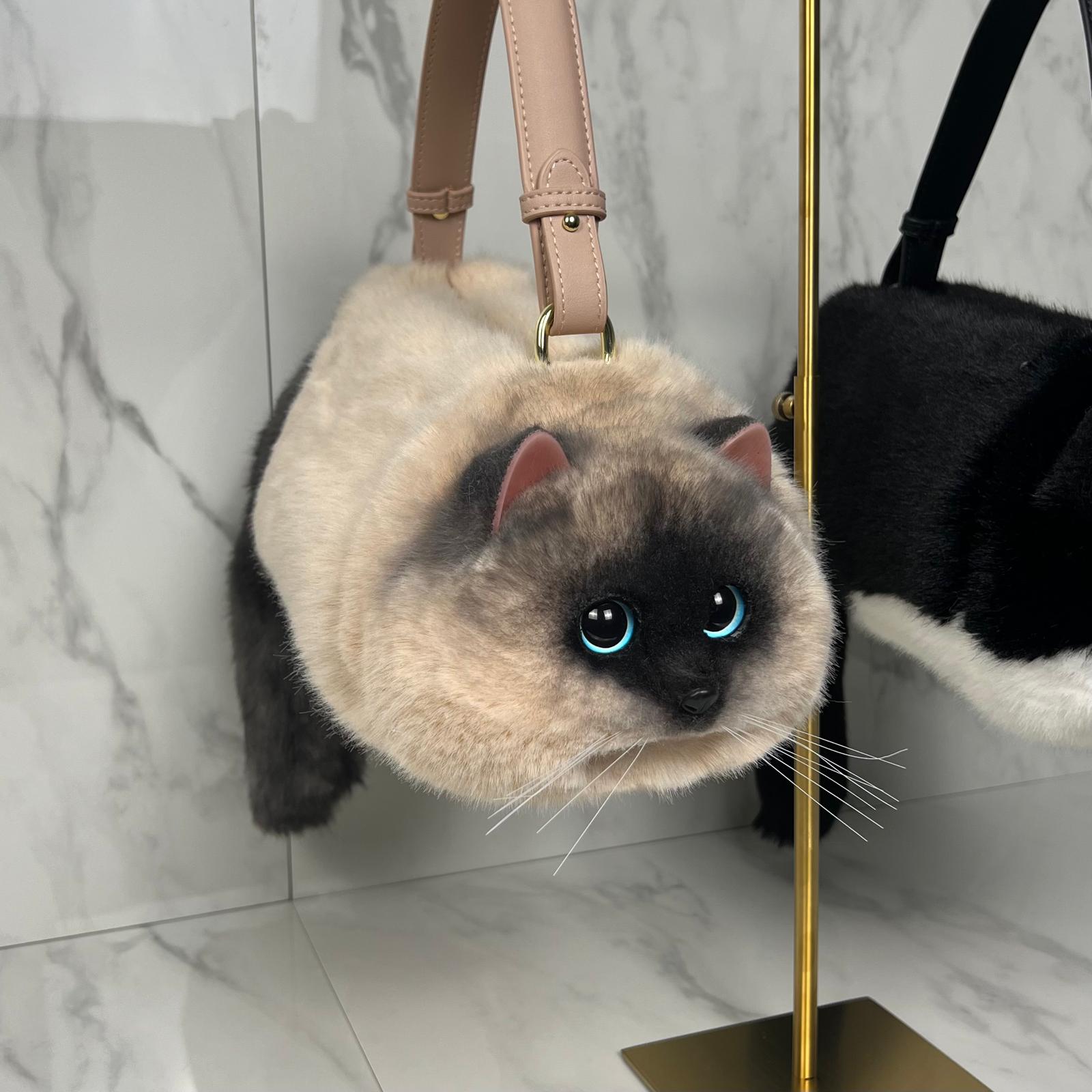 TheKittyPurse™ — Unleash Your Charm with a Playfully Luxurious Statement Bag