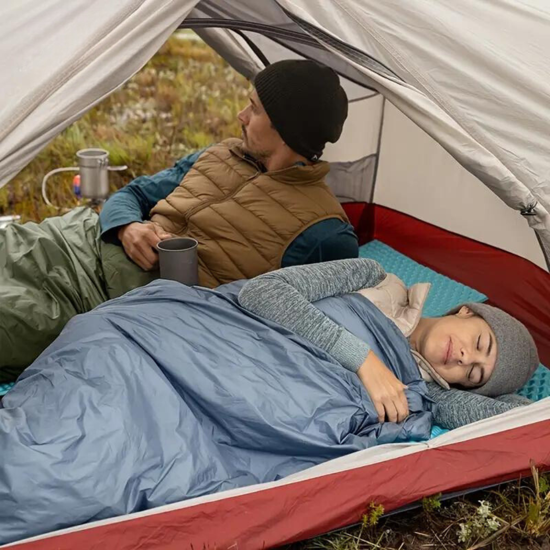 Travel-Ready Lightweight Sleeping Bag – Warm and Portable for Outdoors