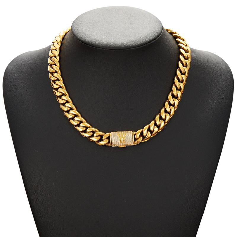 Statement Necklace – Express Your Style with Timeless Elegance