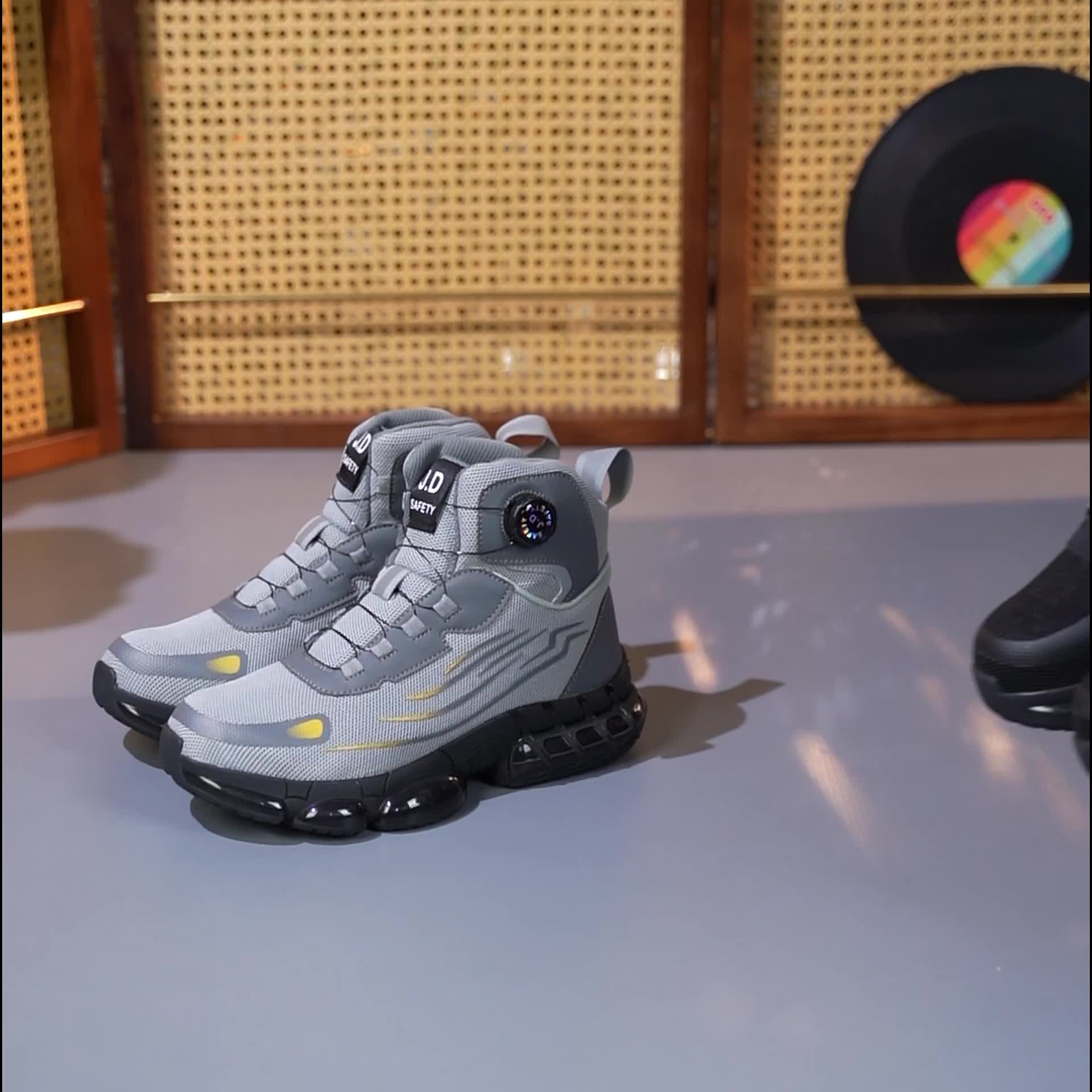 Protective Work Shoes – Durable Comfort for Daily Use