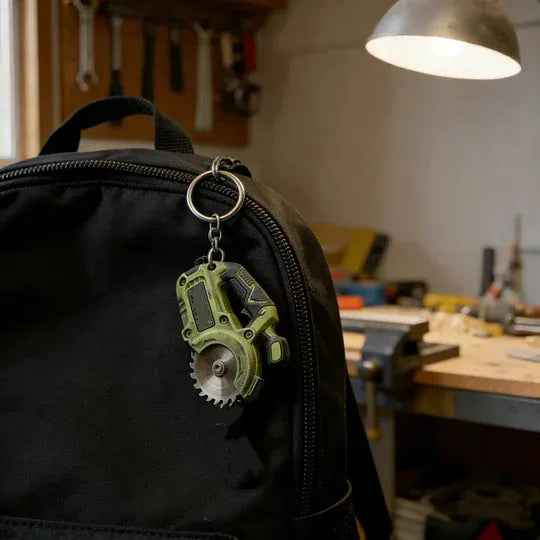 Compact and Stylish Decorative Keychain – Always Within Reach