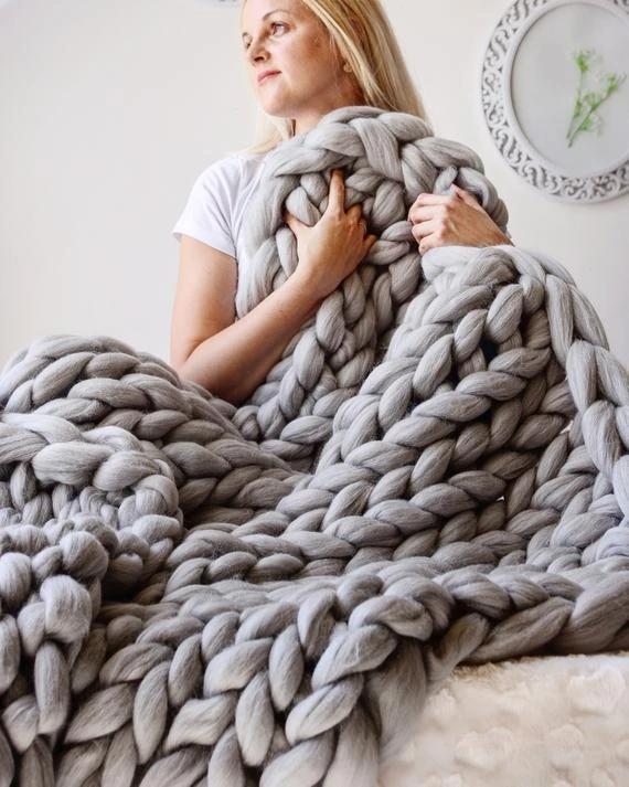 Microsuede Blanket – Experience Cozy Comfort and Warmth