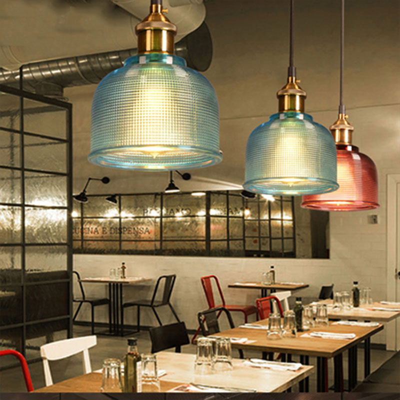Transforms Spaces into Cozy Retreats Full of Style and Charm