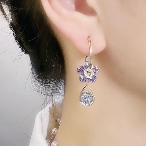 Radiant Elegance – Shine Blossom for Every Occasion