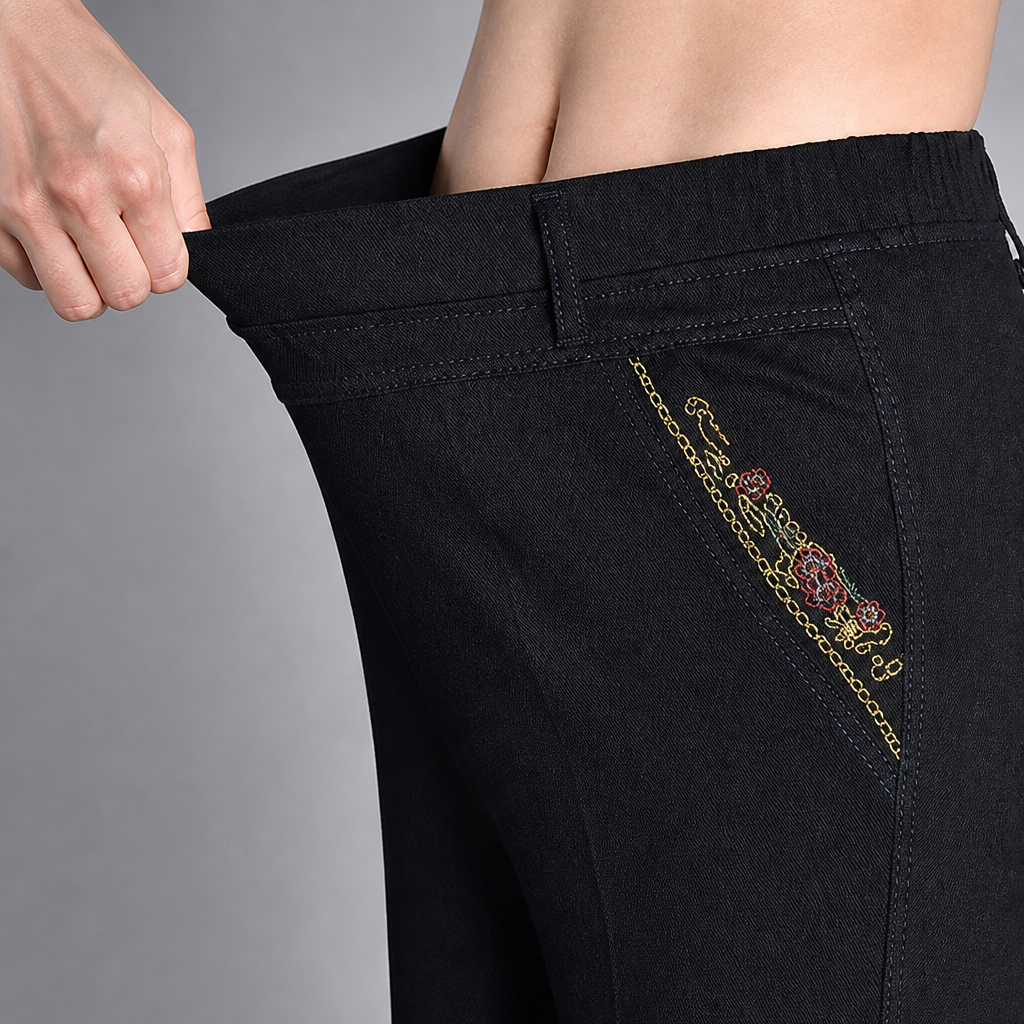 SculptEase™ – Pull-On Stretch Straight Leg Jeans with Embroidered Pockets