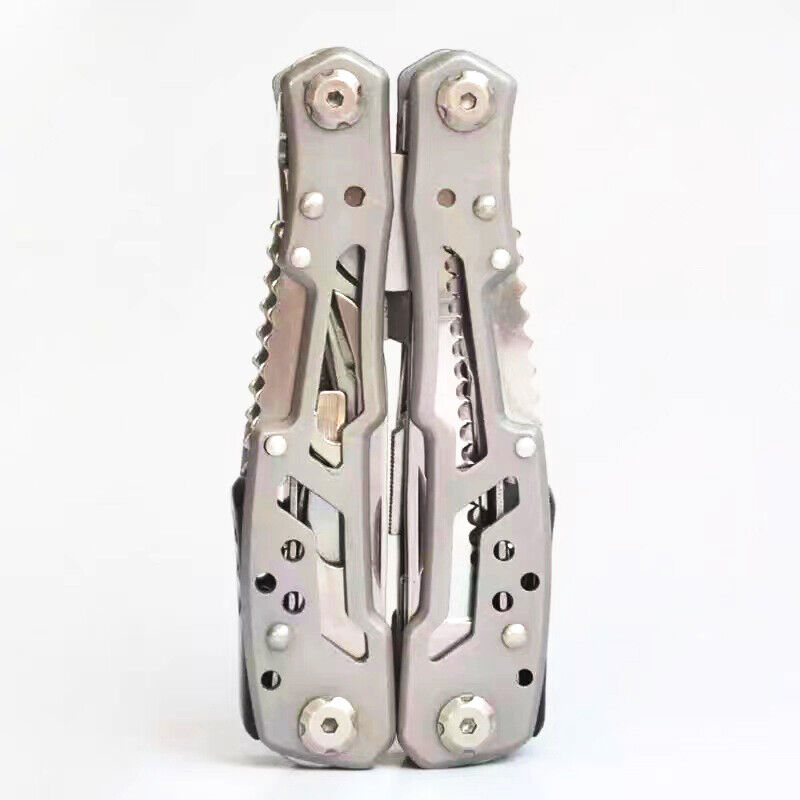 14-in-1 Outdoor Multitool – Compact and Versatile Tool for Adventures