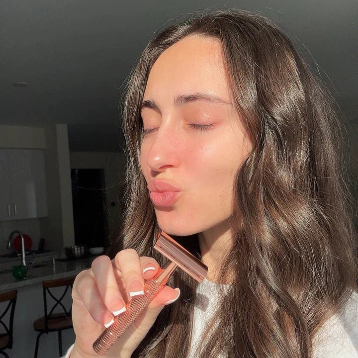 Lunara™ — Experience Silky, Irritation-Free Skin That Glows With Every Shave