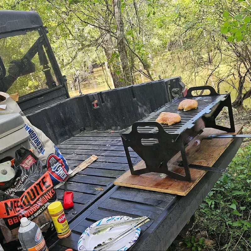 Compact Grill – Enjoy Barbecue Anywhere in Just 60 Seconds