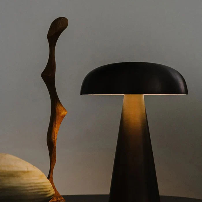 Shroom-Style Table Lamp – Wireless and Rechargeable