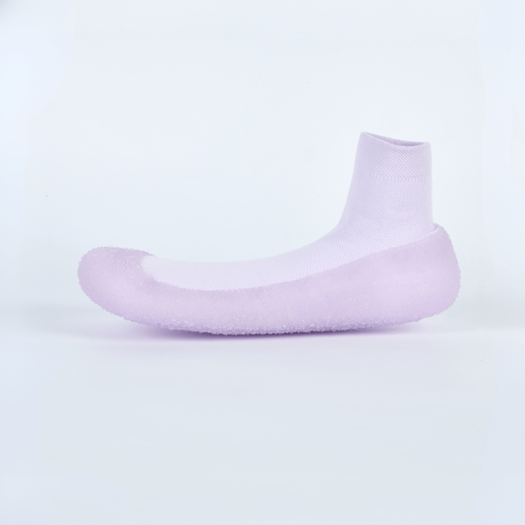 Experience Unrestricted Movement and Pain-Free Toes with Every Step