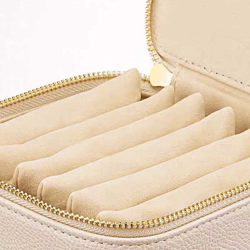 Glittering Storage Box – Keep Your Treasures Safe and Stylishly Accessible!