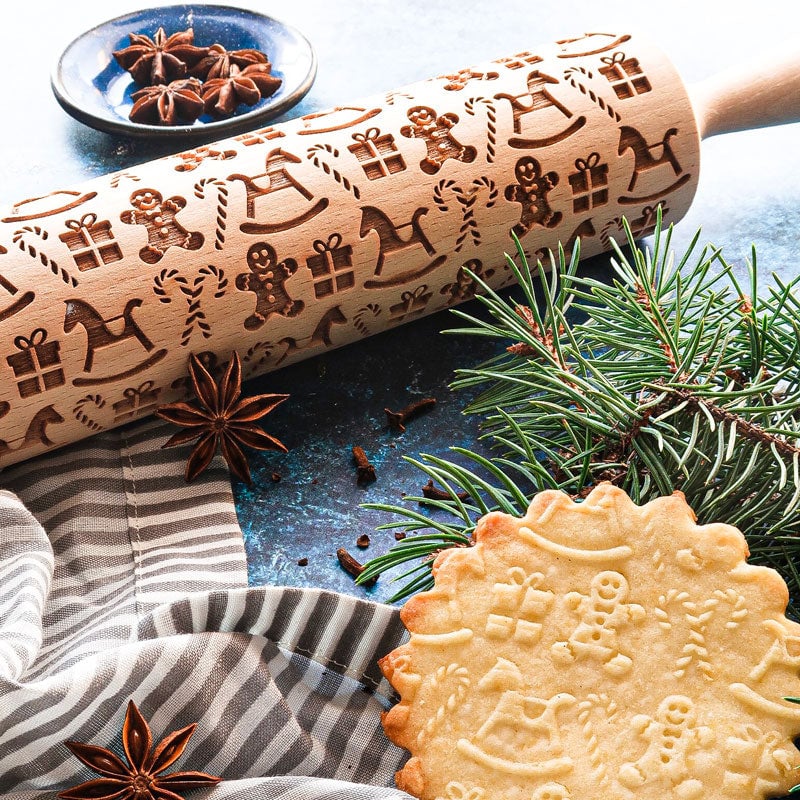 Rolling Pin with Gingerbread Man Engraving