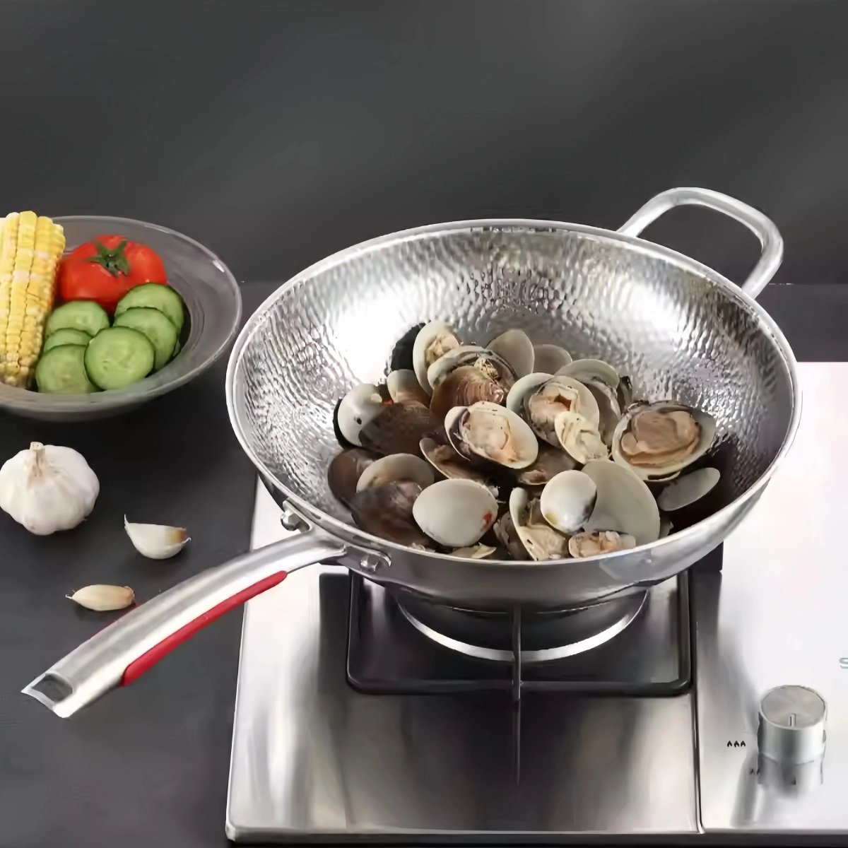 Non-Stick Wok for Effortless Cooking Experience