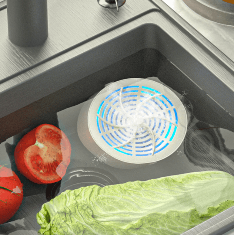 Portable Battery-Operated Cleaner for Fruits and Vegetables in Kitchen