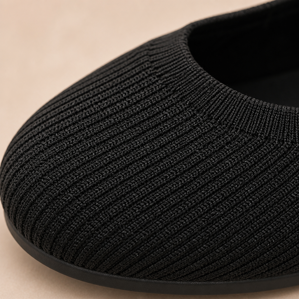 StrideEase™ — Walk Pain-Free All Day with Cloud-Like Comfort and Support
