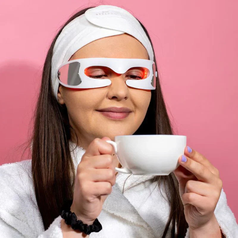 Red Light Therapy Device for Under Eye Treatment at Home