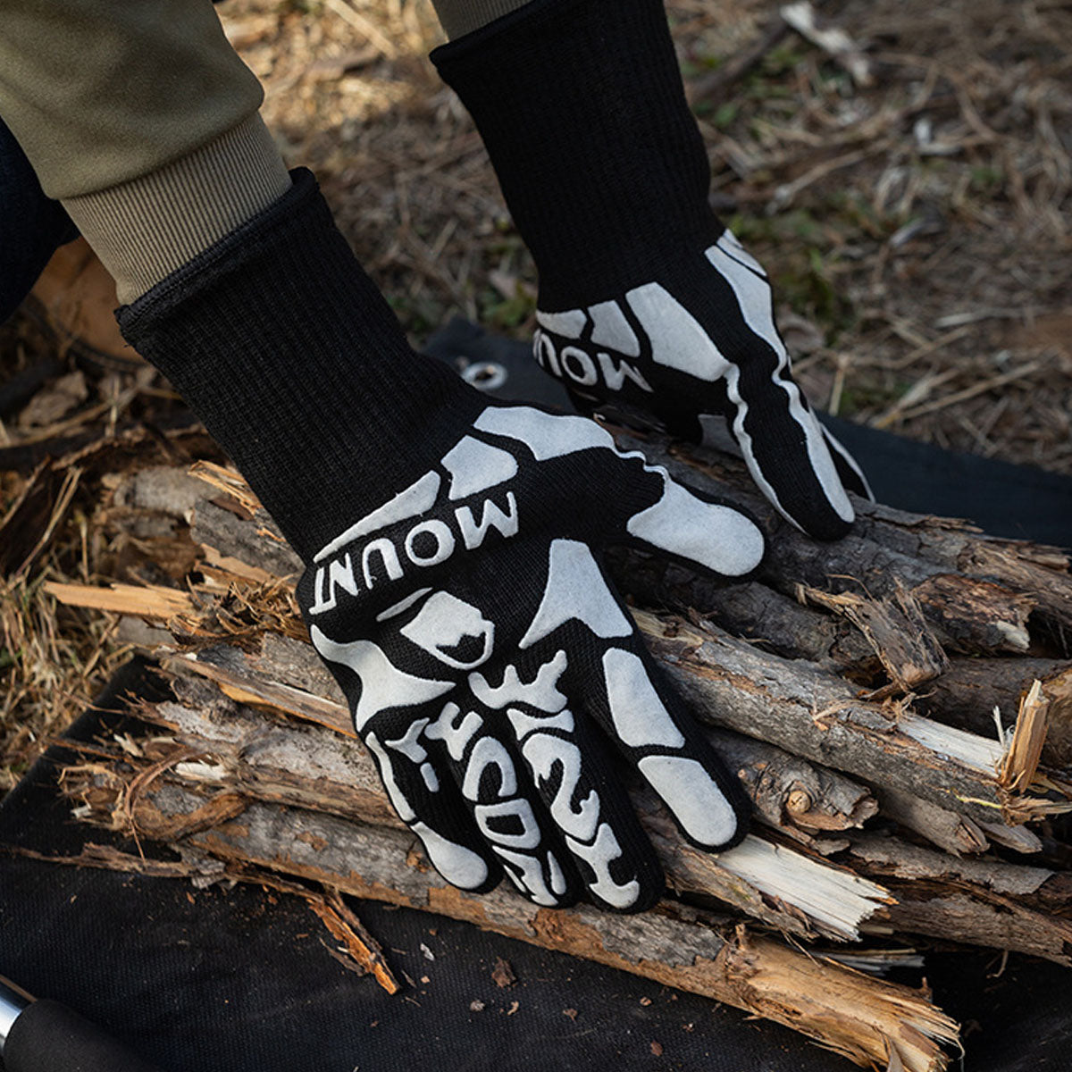 Outdoor Cooking Gloves for High Temperatures - Heat Resistant
