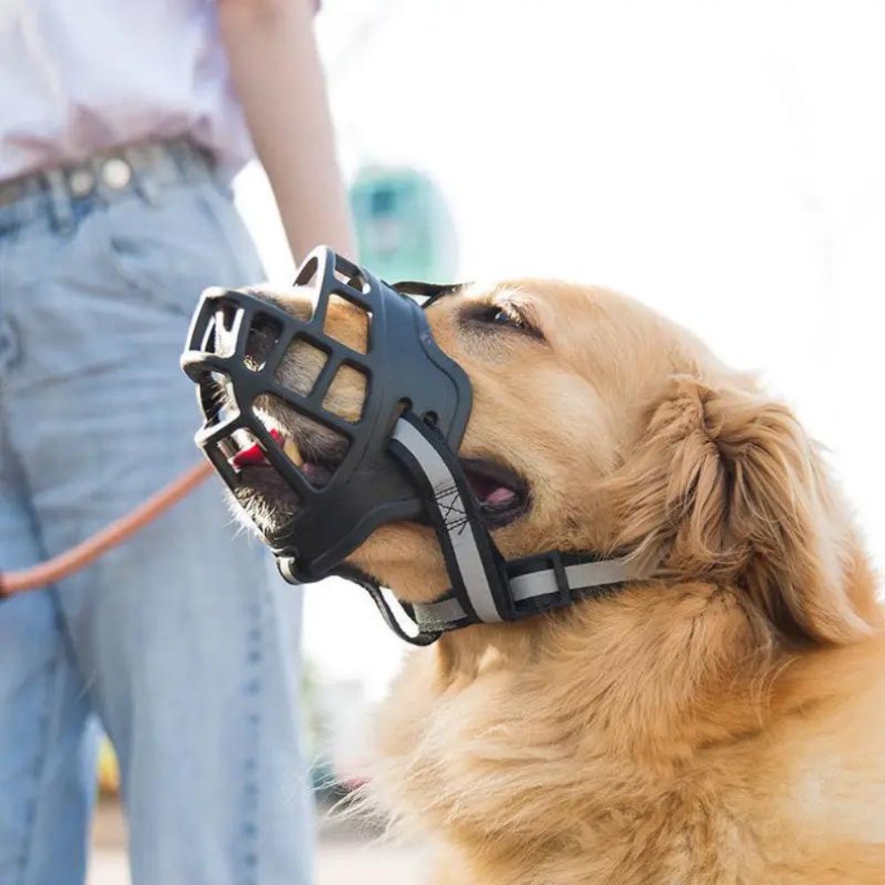 Adjustable Straps Dog Muzzle for Comfortable and Safe Use