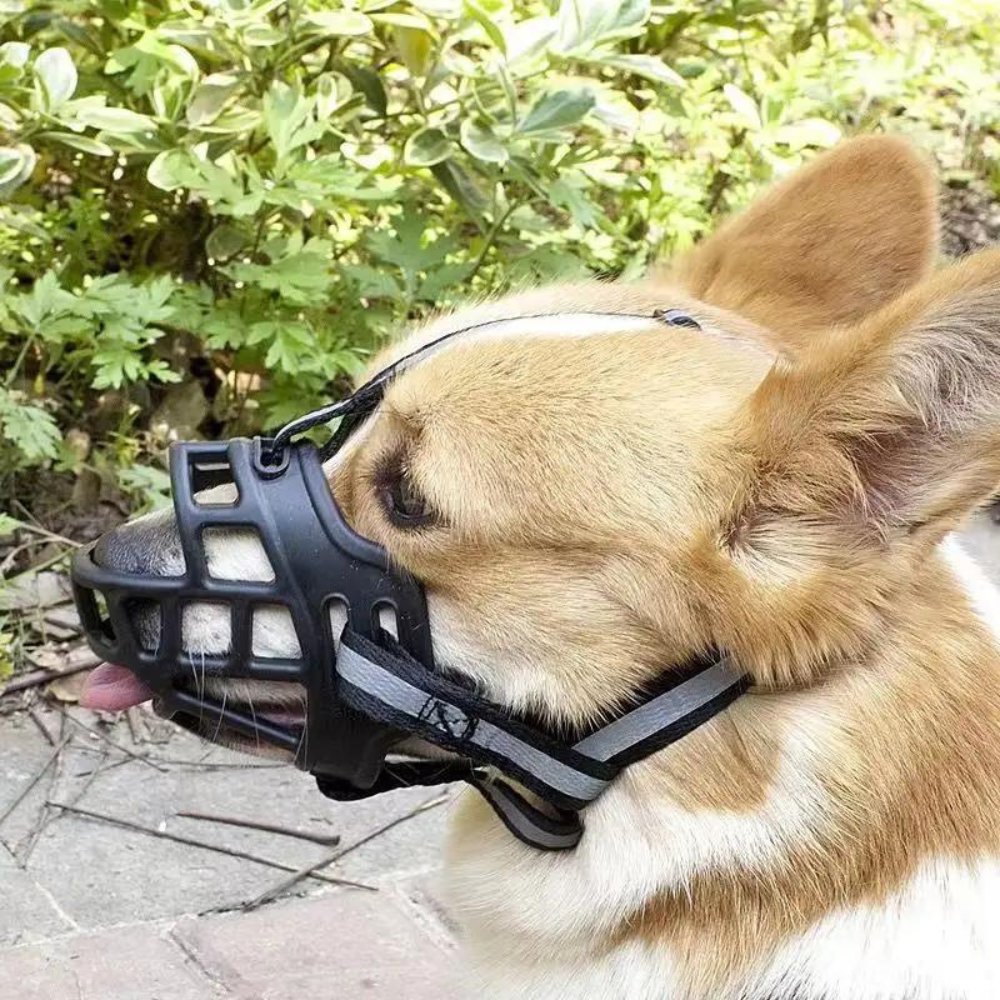 Adjustable Straps Dog Muzzle for Comfortable and Safe Use