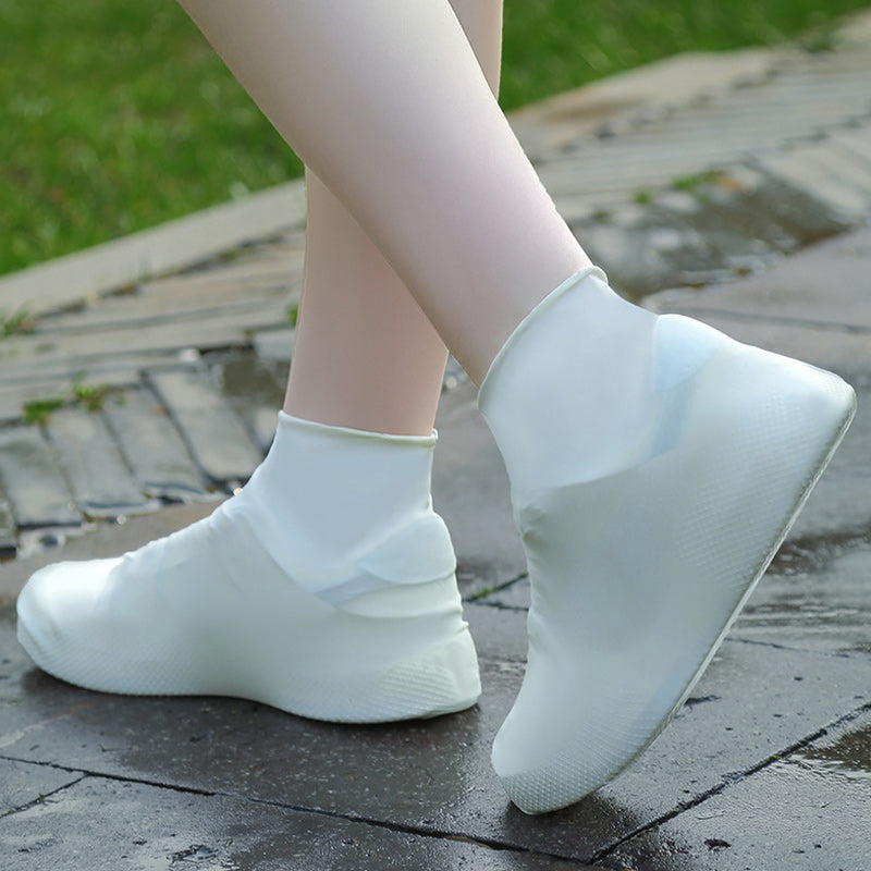 DryStep Shoe Cover – Keeps Your Footwear Dry in Any Weather