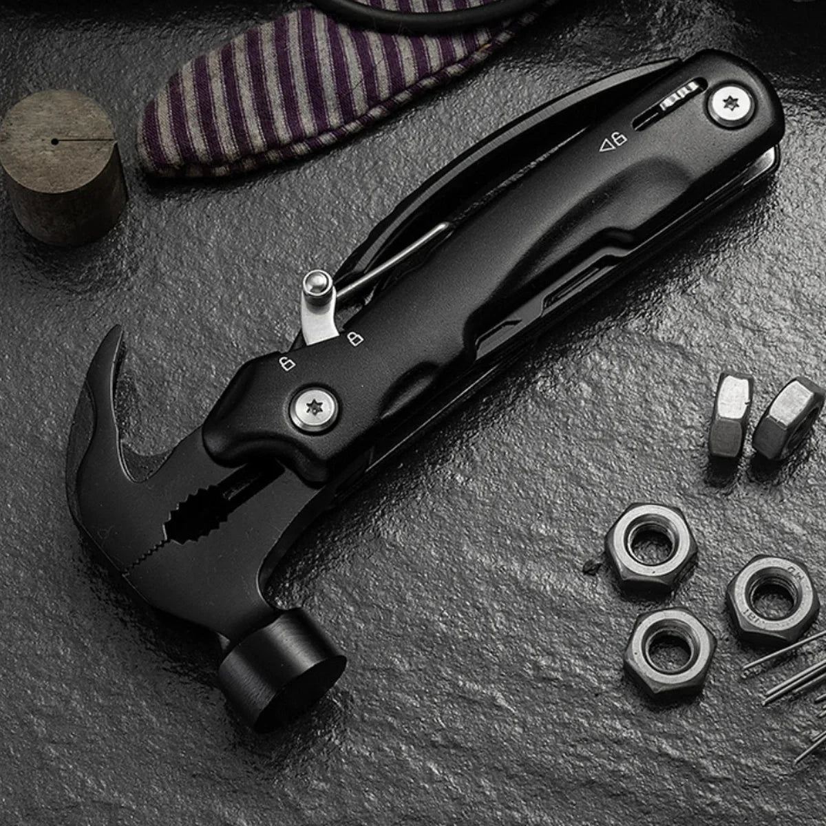 Multitool Hammer with 13 Functions for Outdoor Camping