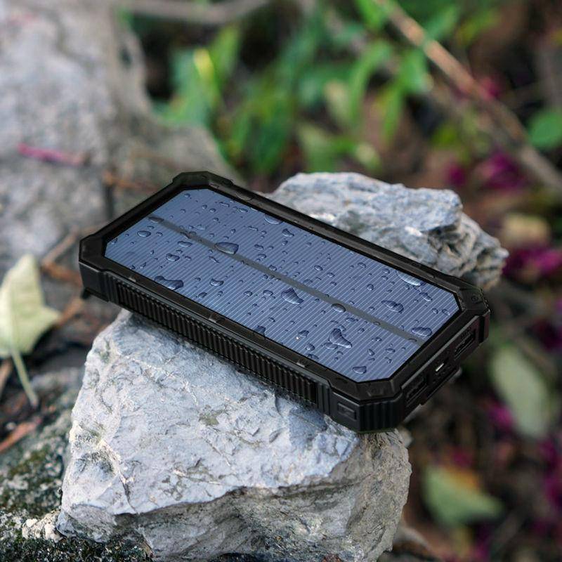 Solar Charger Power Bank 20000mAh with Built-in Flashlight