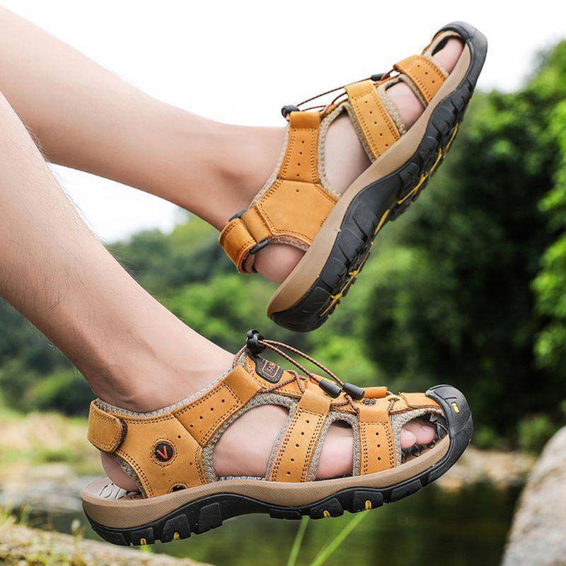 Unisex Hiking Sandals with Closed Toe Design for Outdoor Activities