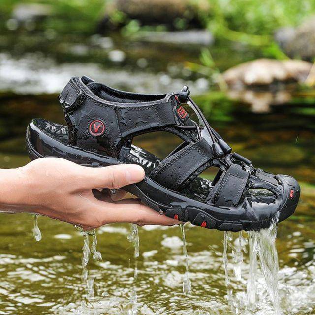 Unisex Hiking Sandals with Closed Toe Design for Outdoor Activities