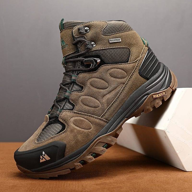 Sturdy Hiking Sneakers for Outdoor Trekking Adventures