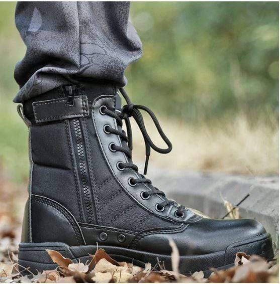 Sturdy Snow Hiking Boots for Winter Conditions