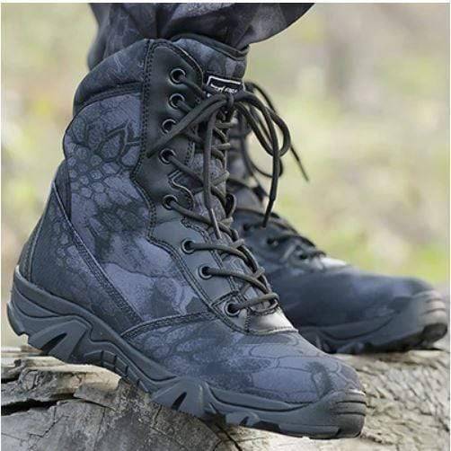 Sturdy Snow Hiking Boots for Winter Conditions
